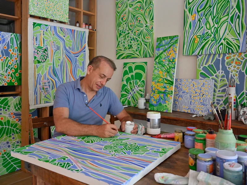 Plante résiliente après un cyclone, thème des tableaux Christophe Vergé